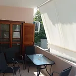 Vangel House Apartmán