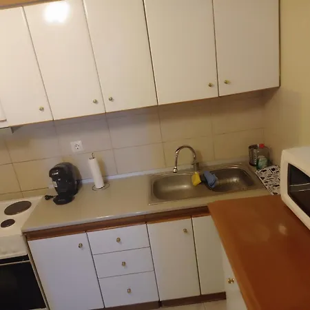 Appartement Vangel House *